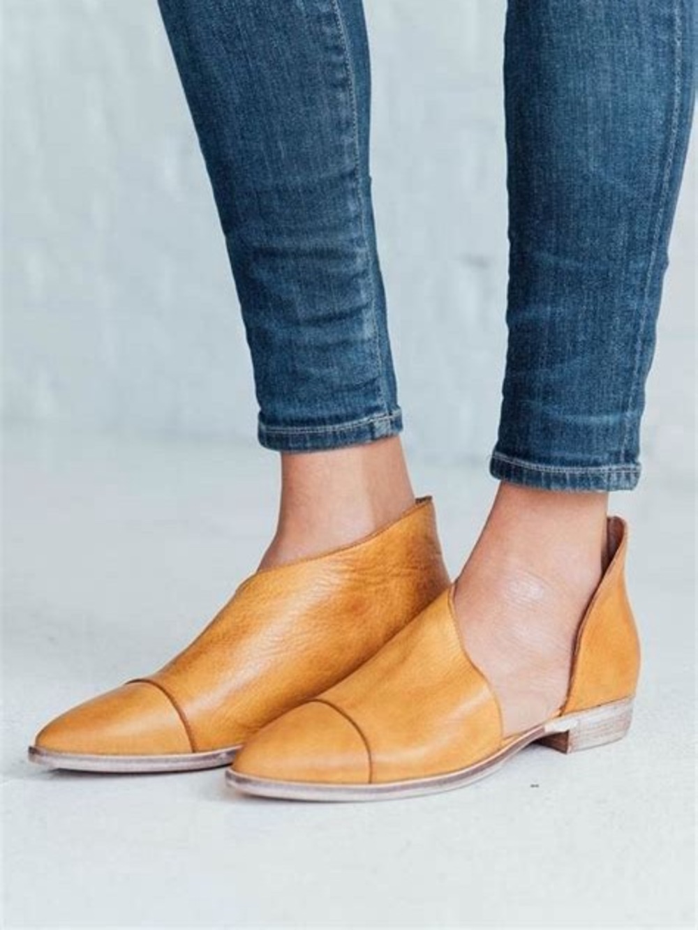 Free People “Royale” Women's Leather Slip-On Flats in Light Tan-Yellow